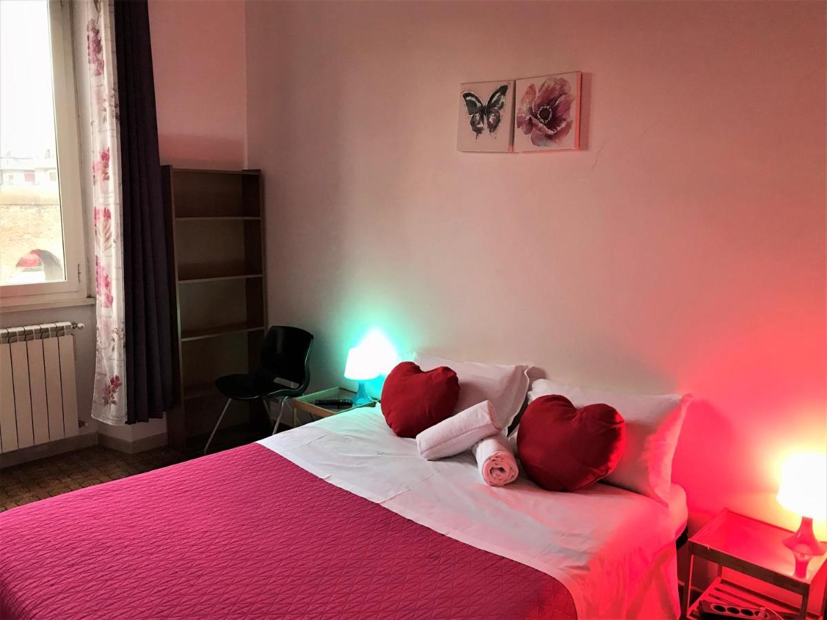 Giuly Guest house